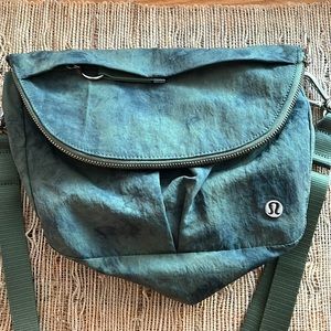 Lululemon bag “All night festival bag”